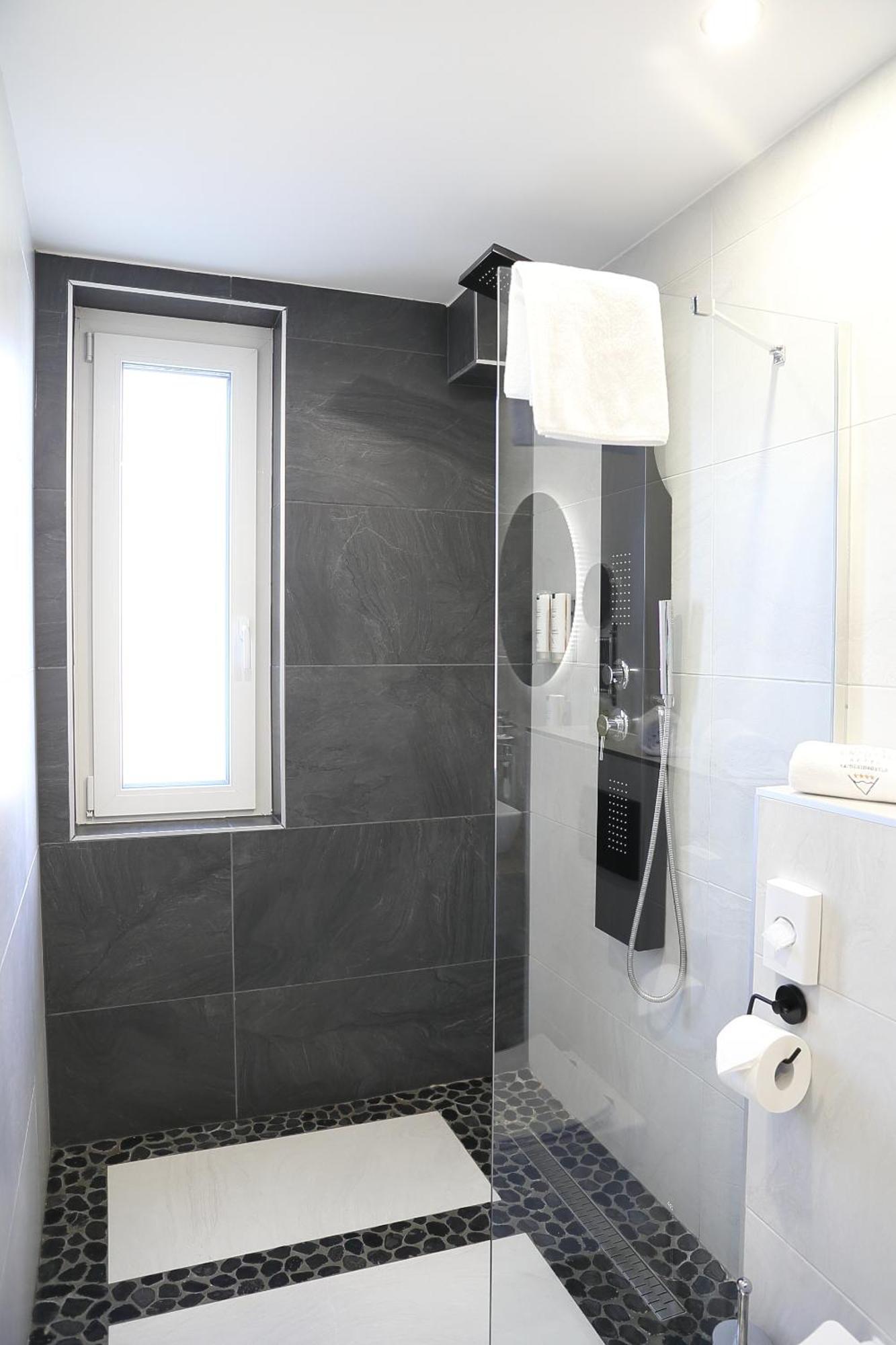 Hotel Crystal Hajdúszoboszló Dış mekan fotoğraf