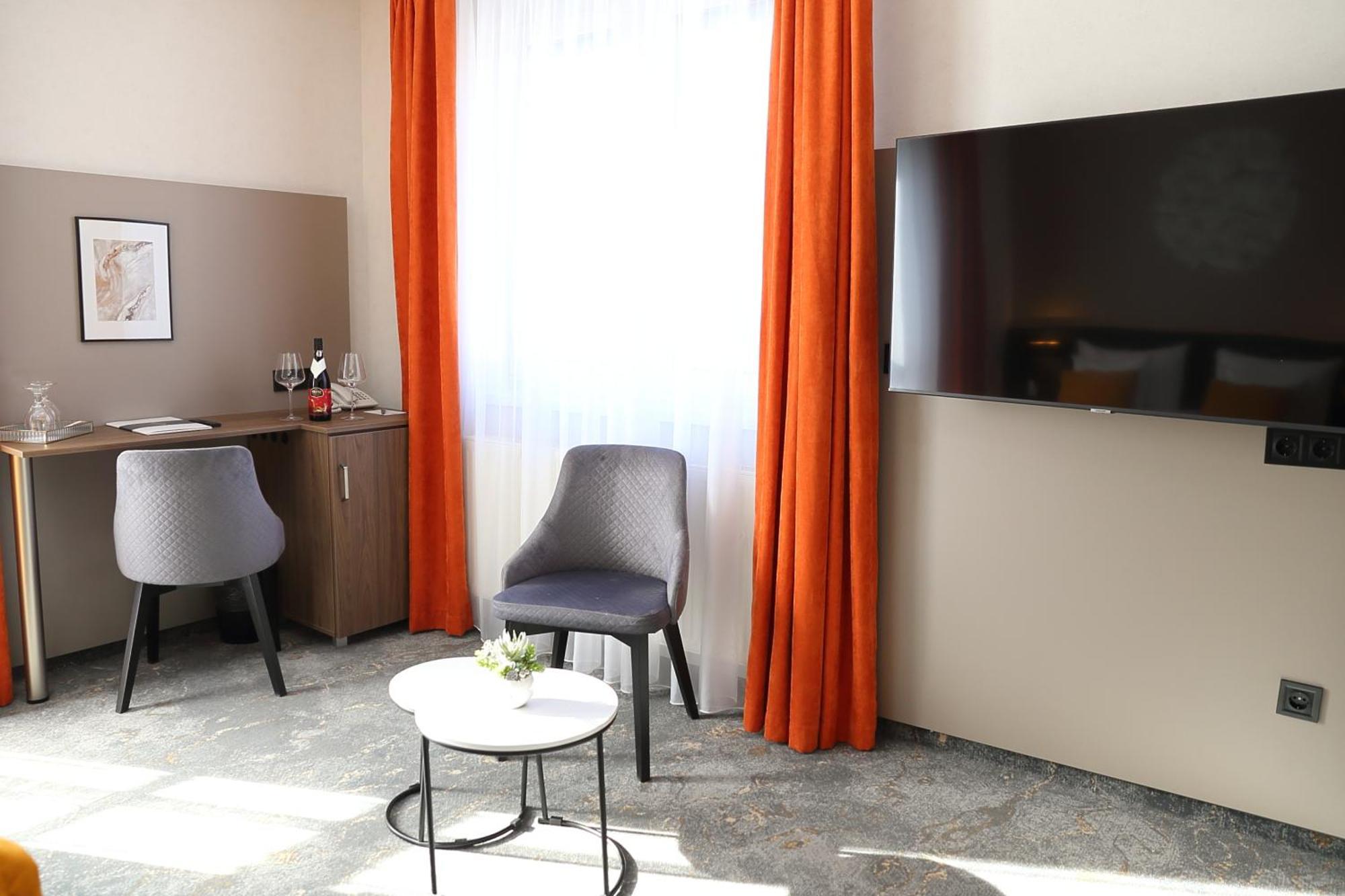 Hotel Crystal Hajdúszoboszló Dış mekan fotoğraf